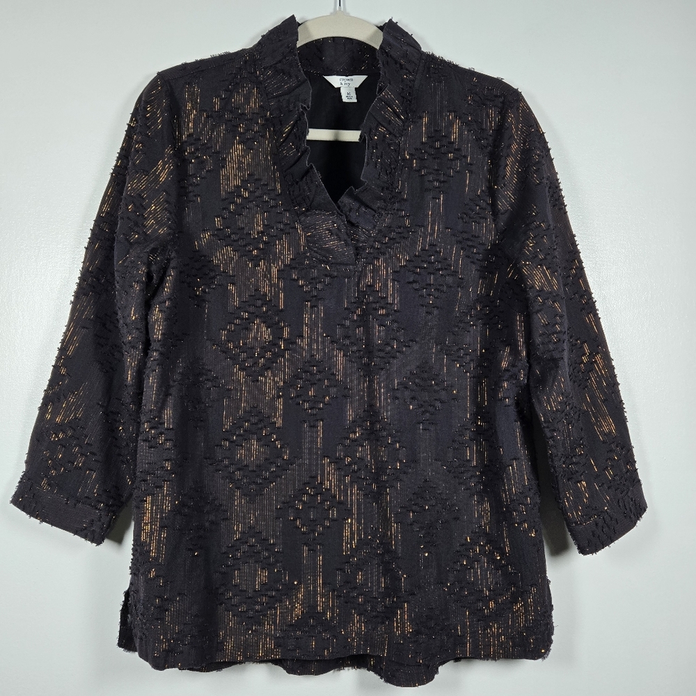 Crown & Ivy Black Gold Metallic Textured Ruffle Neck Top Size Medium 3/4 Sleeve